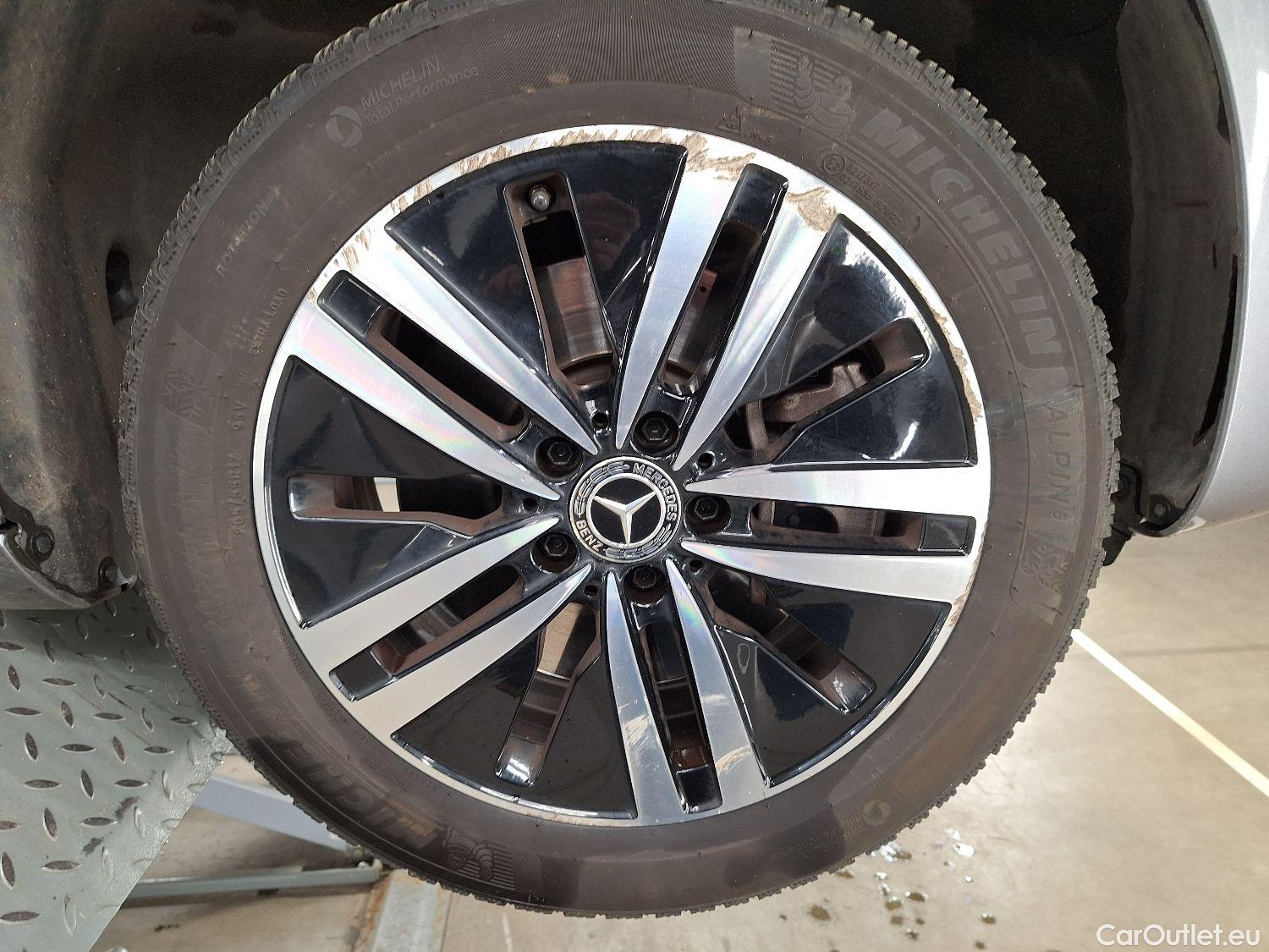  Mercedes  A-Klasse Mercedes, A-Class Berline '18, Mercedes-Benz  Limousine A 250e Business S #3