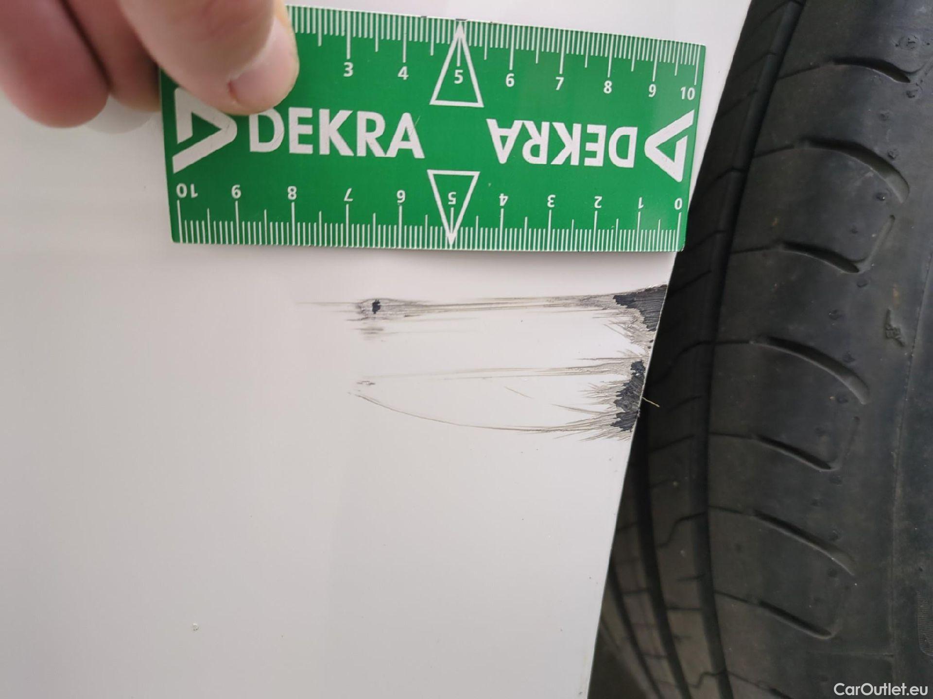  Toyota  Corolla TOYOTA  Touring Sports / 2018 / 5P / Break Hybride 122h Dynamic Business Beyond Zer #33