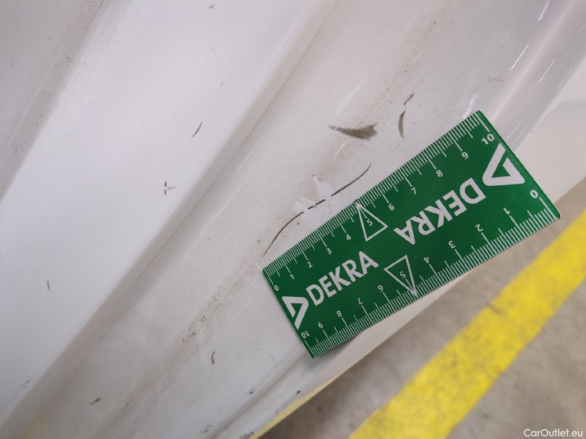  Toyota  Corolla TOYOTA  Touring Sports / 2018 / 5P / Break Hybride 122h Dynamic Business Beyond Zer #29