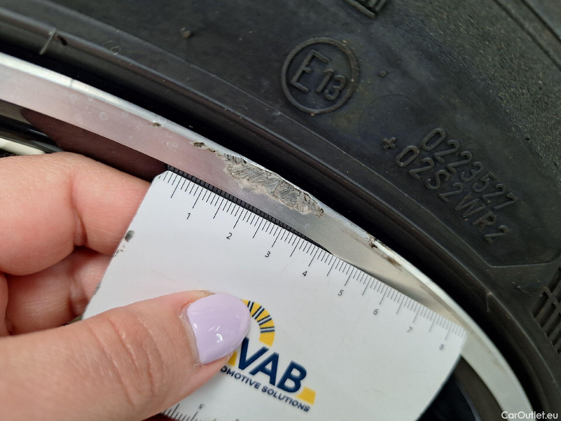  Alfa Romeo  TONALE Alfa Romeo,  '22 PHEV, Alfa Romeo  1.3 T280 PHEV Q4 Veloce 5d #17