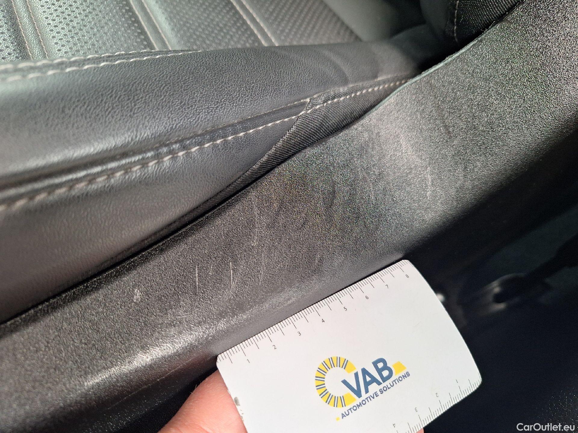  Alfa Romeo  TONALE Alfa Romeo,  '22 PHEV, Alfa Romeo  1.3 T280 PHEV Q4 Veloce 5d #53