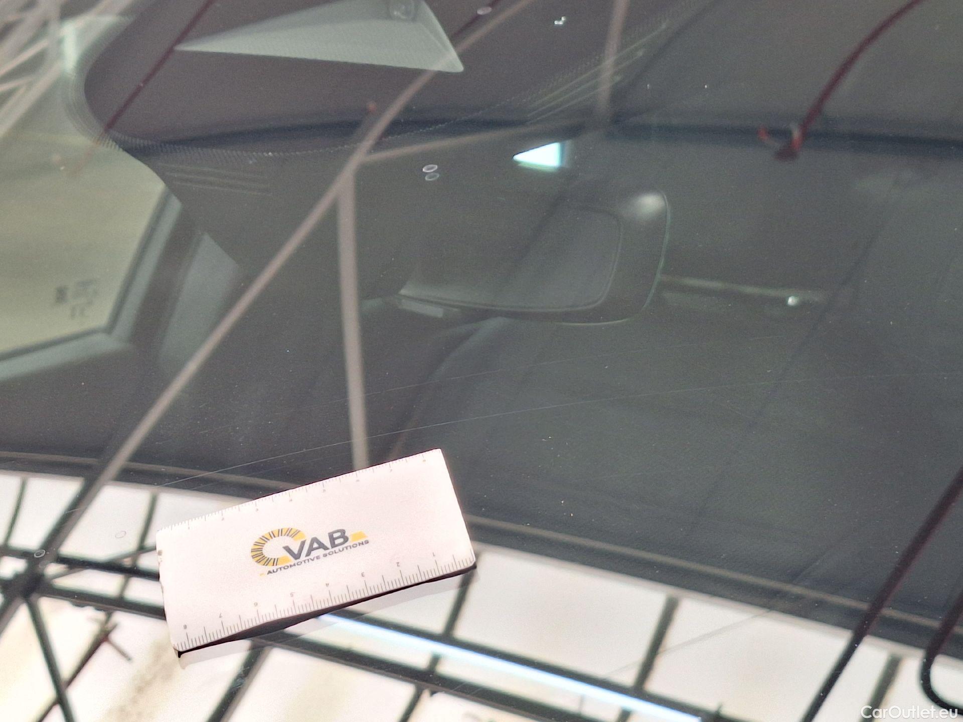  Alfa Romeo  TONALE Alfa Romeo,  '22 PHEV, Alfa Romeo  1.3 T280 PHEV Q4 Veloce 5d #44