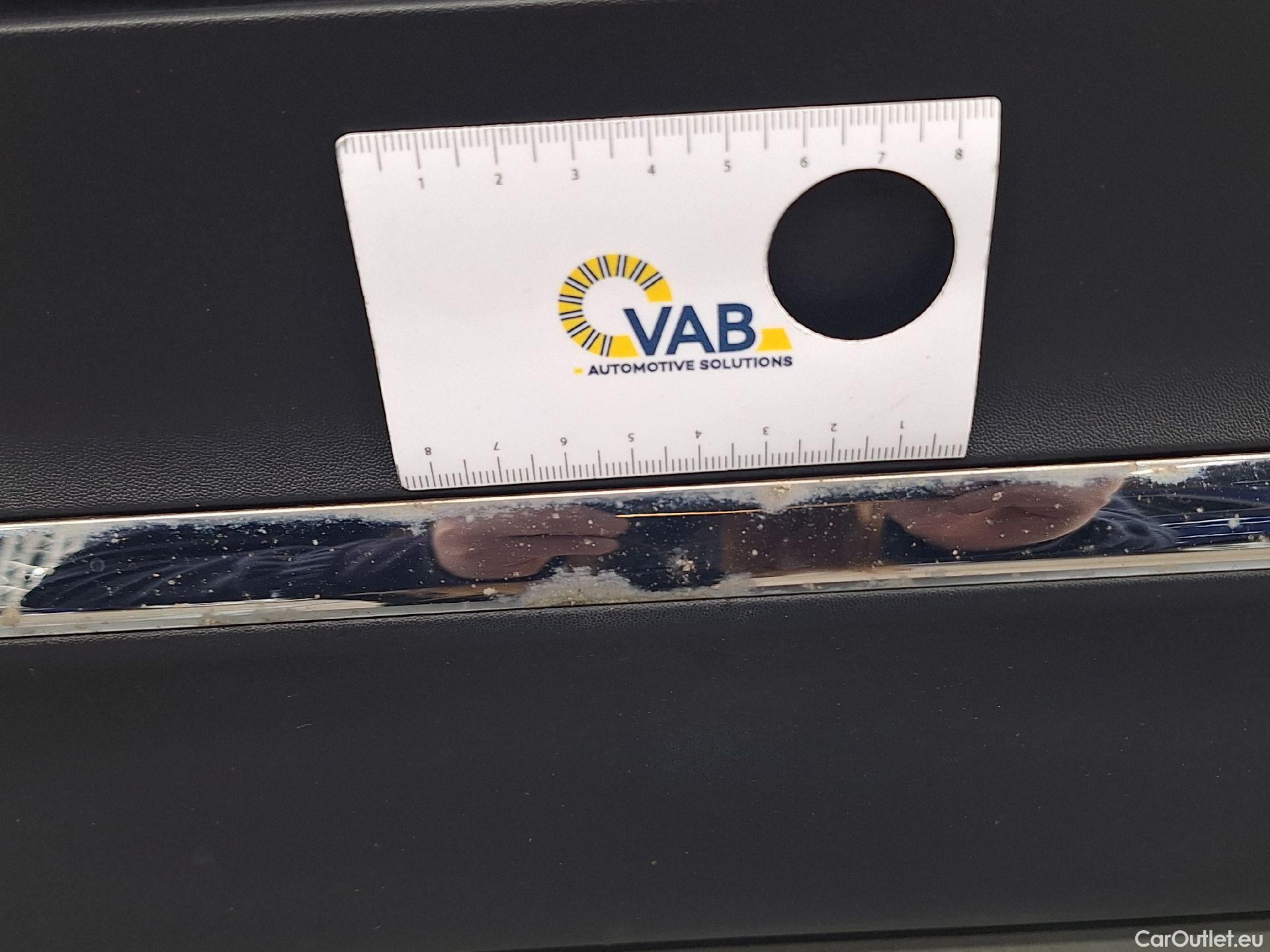  Mercedes  GLB Mercedes,  '19, Mercedes-Benz   200 d Business Solution 5d #68