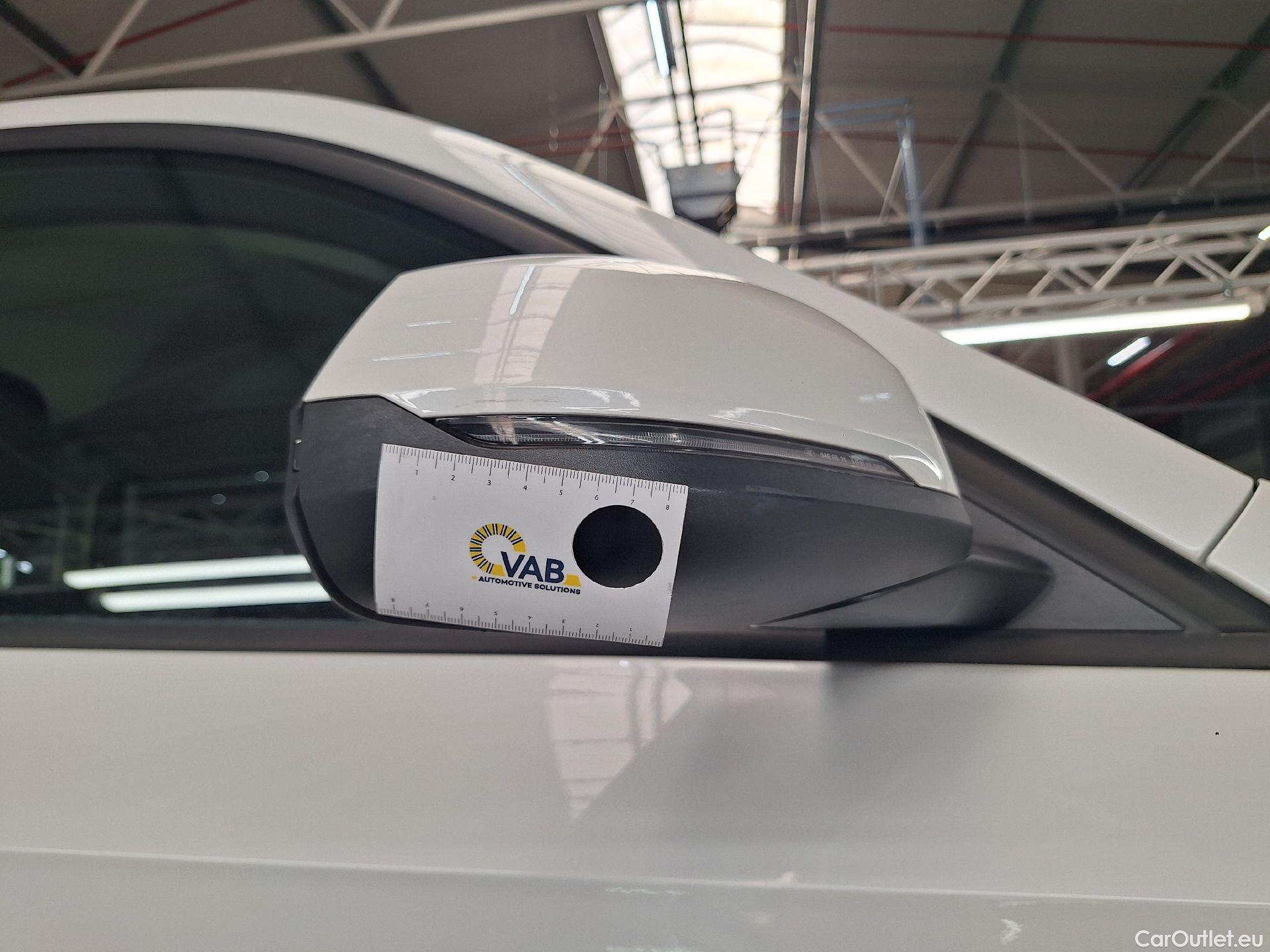  Bmw  X1 BMW,  '22, BMW  sDrive18d (100 kW) 5d #42