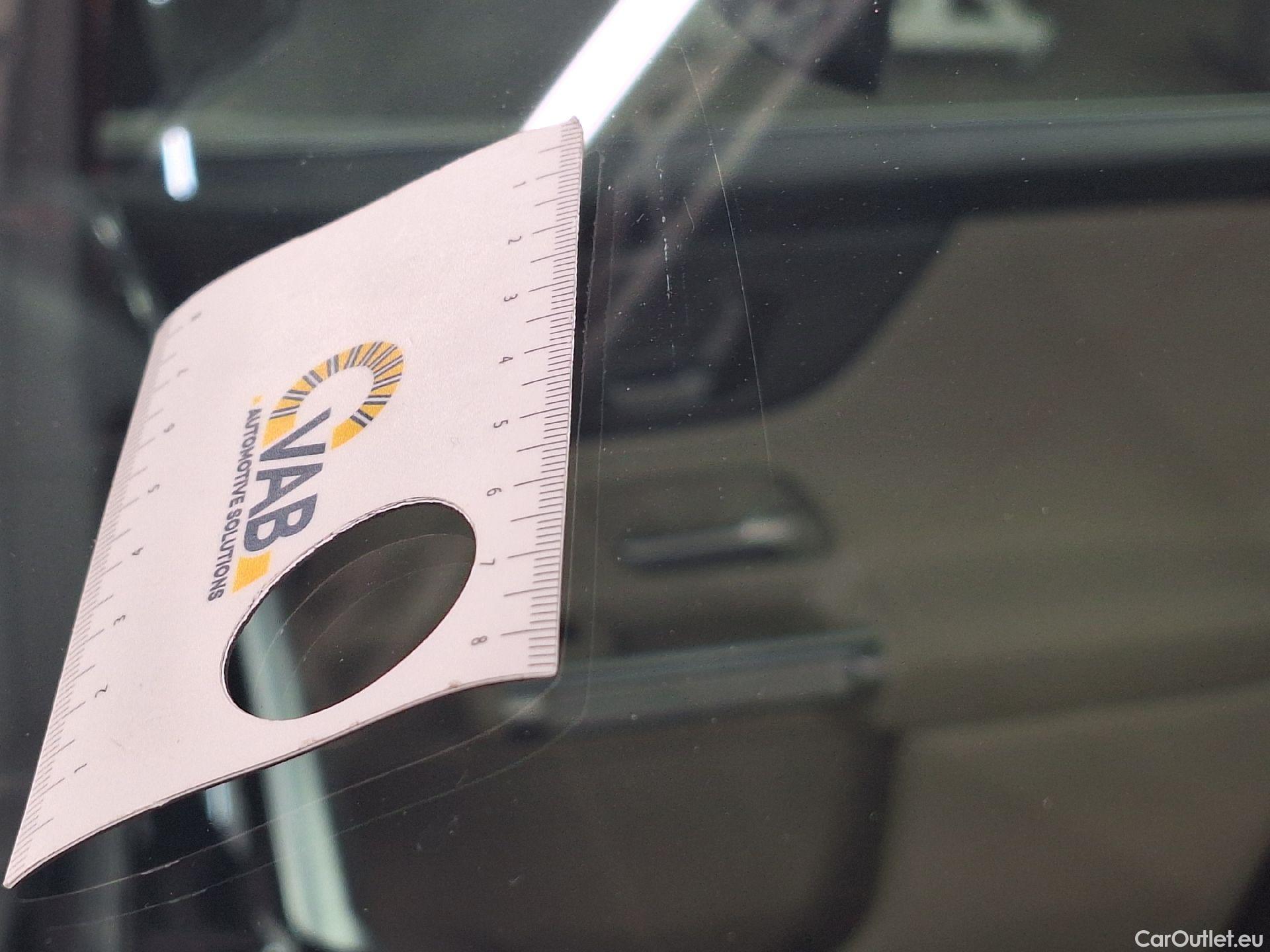  Mercedes  GLB Mercedes,  '19, Mercedes-Benz   200 d Business Solution 5d #11