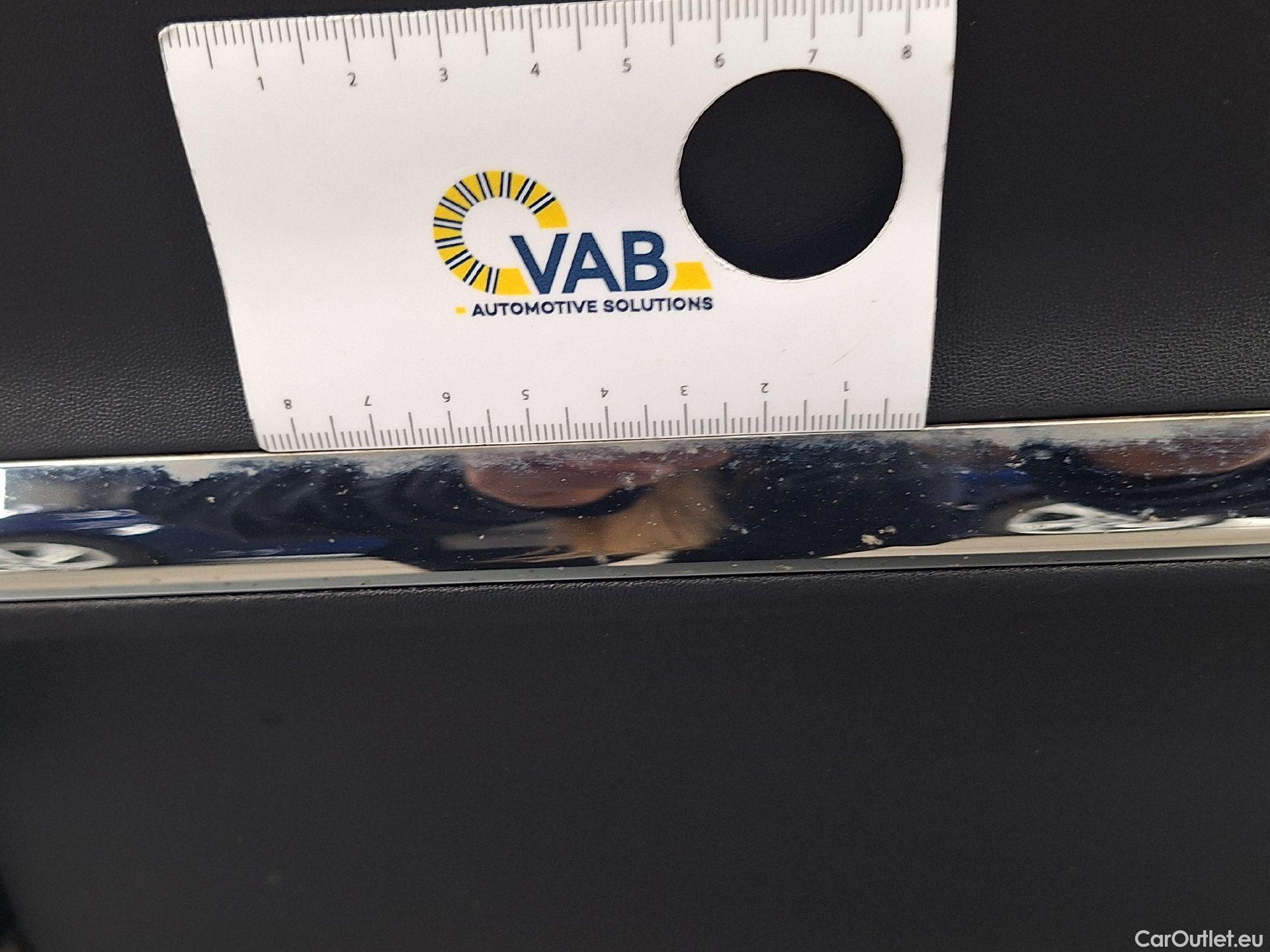  Mercedes  GLB Mercedes,  '19, Mercedes-Benz   200 d Business Solution 5d #41