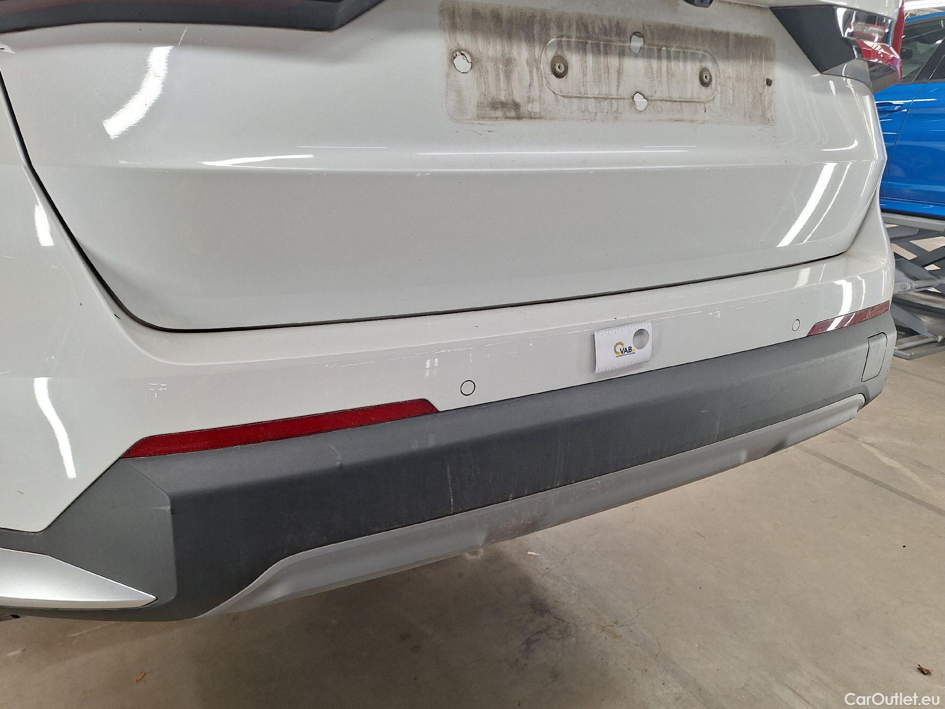  Bmw  X1 BMW,  '22, BMW  sDrive18d (100 kW) 5d #32