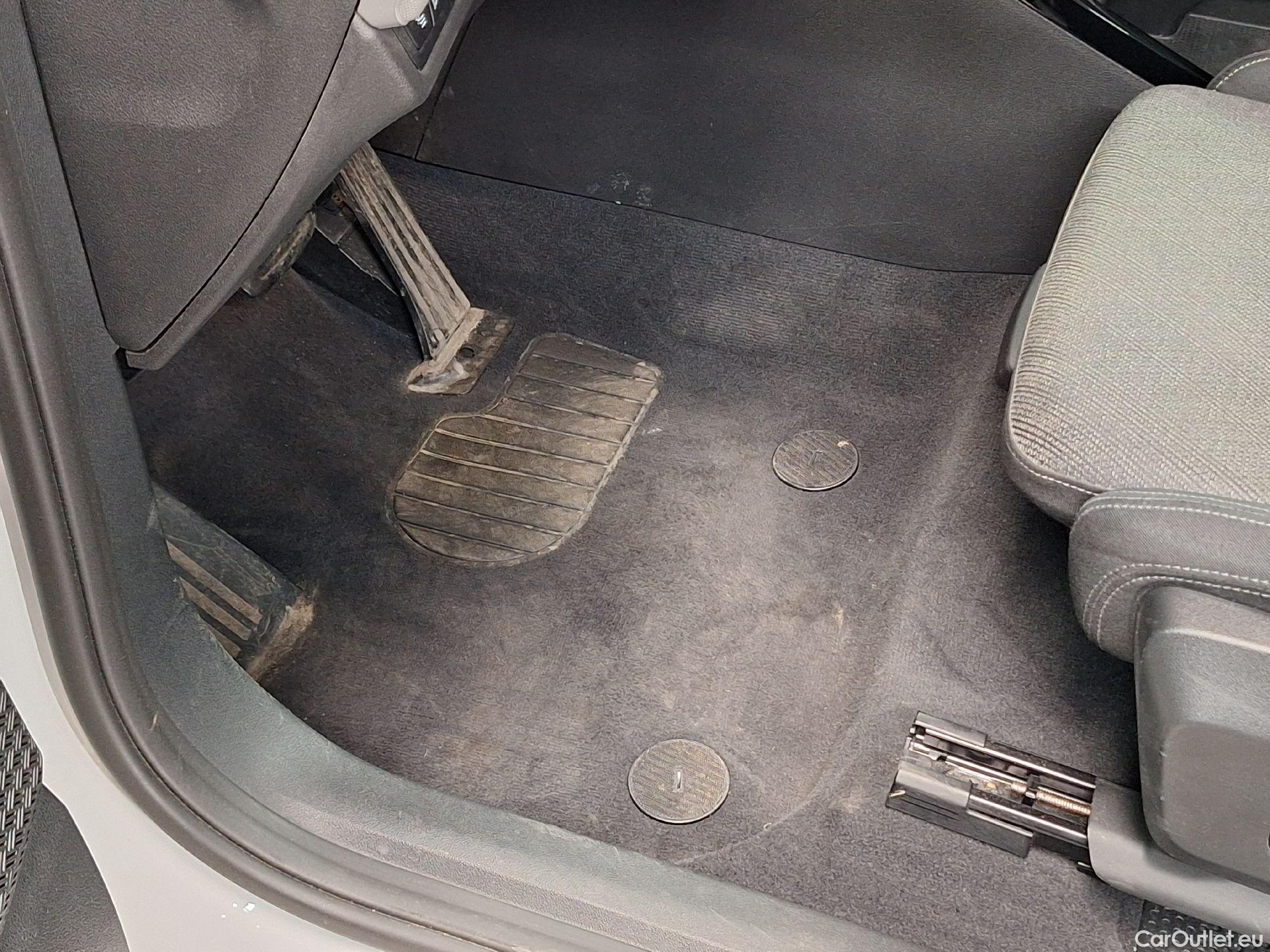  Bmw  X1 BMW,  '22, BMW  sDrive18d (100 kW) 5d #12