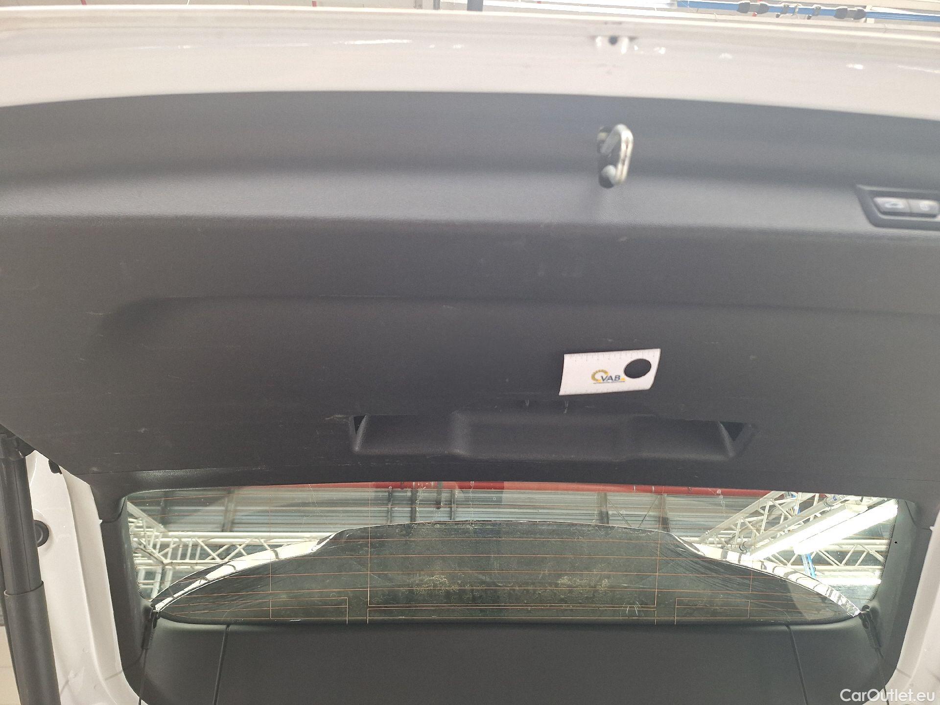  Bmw  X1 BMW,  '22, BMW  sDrive18d (100 kW) 5d #13