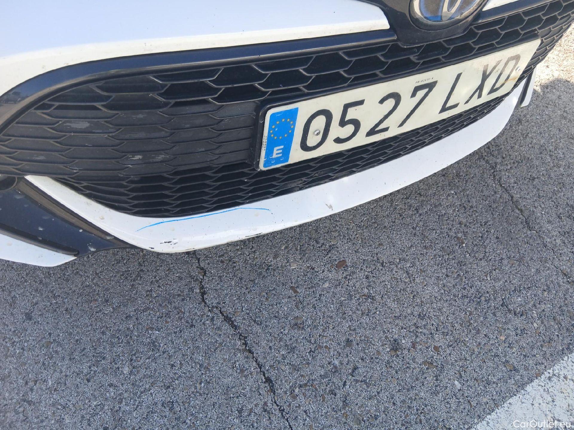  Toyota  Corolla TOYOTA  / 2019 / 5P / familiar 1.8 125H ACTIVE TECH E-CVT TOU SPORT #8