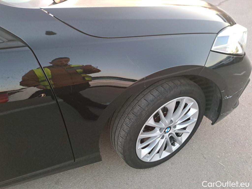  Bmw  Serie 1 BMW  / 2019 / 5P / berlina con portón 116d Corporate Auto. #25