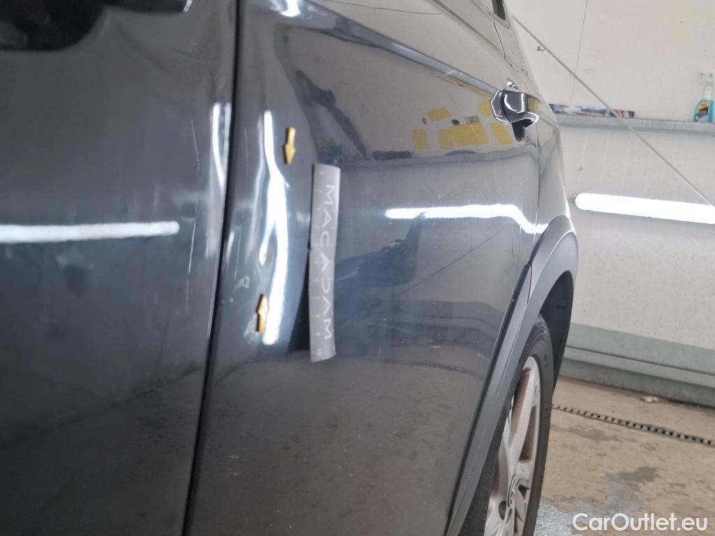  Volkswagen  Taigo  R-Line 1.5 TSI 150CV BVA7 E6d #6