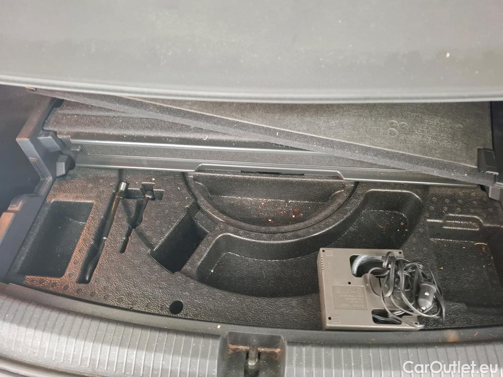  Volkswagen  Tiguan VOLKSWAGEN  Allspace 5p SUV 2.0 TDI 150 DSG7 Carat #71