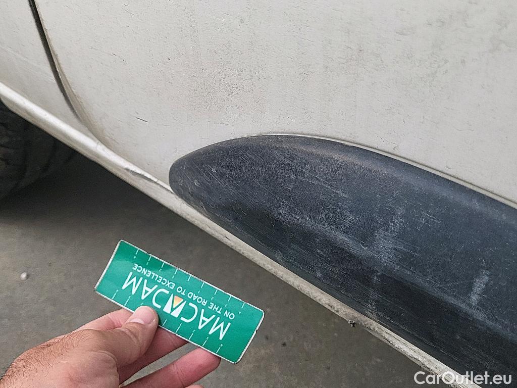  Peugeot  Expert PEUGEOT  / 2016 / 4P / furgón Furgón Premium 2.0 BlueHDi 120 Standard #21