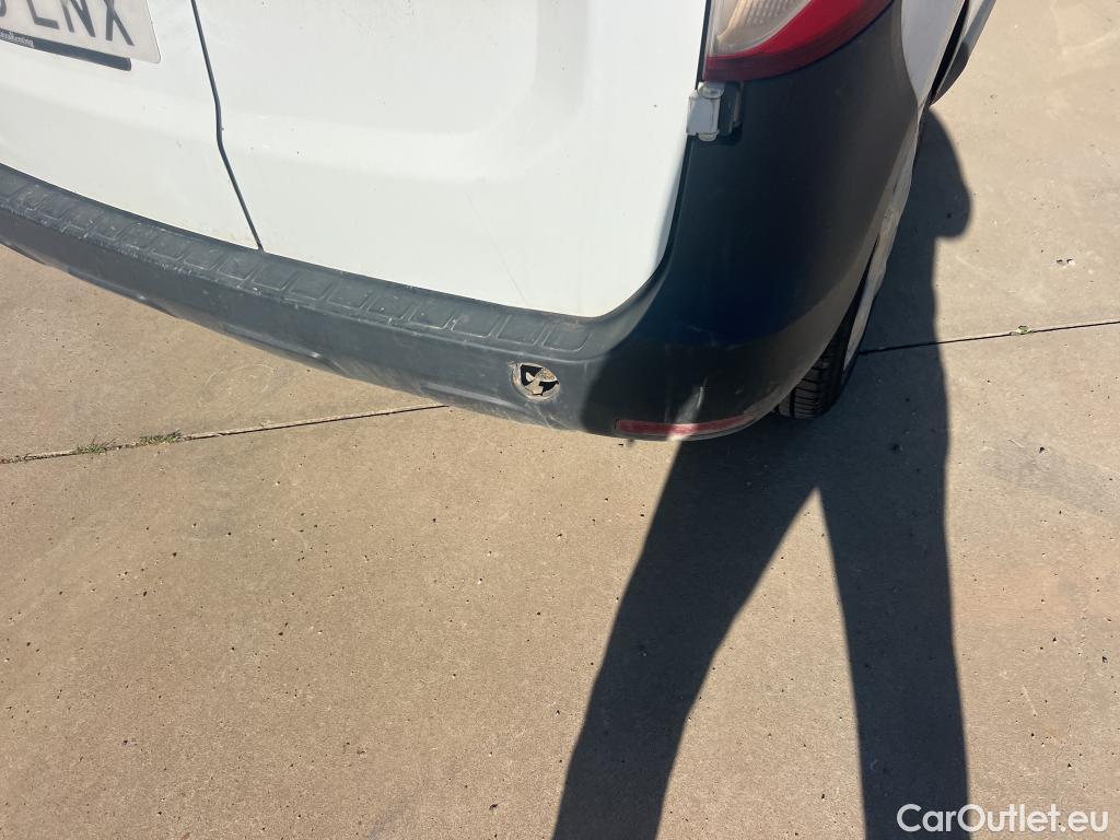  Dacia  Dokker DACIA  / 2013 / 4P / furgón derivado de turismo Van Essential Blue dCi 70kW (95CV) #36