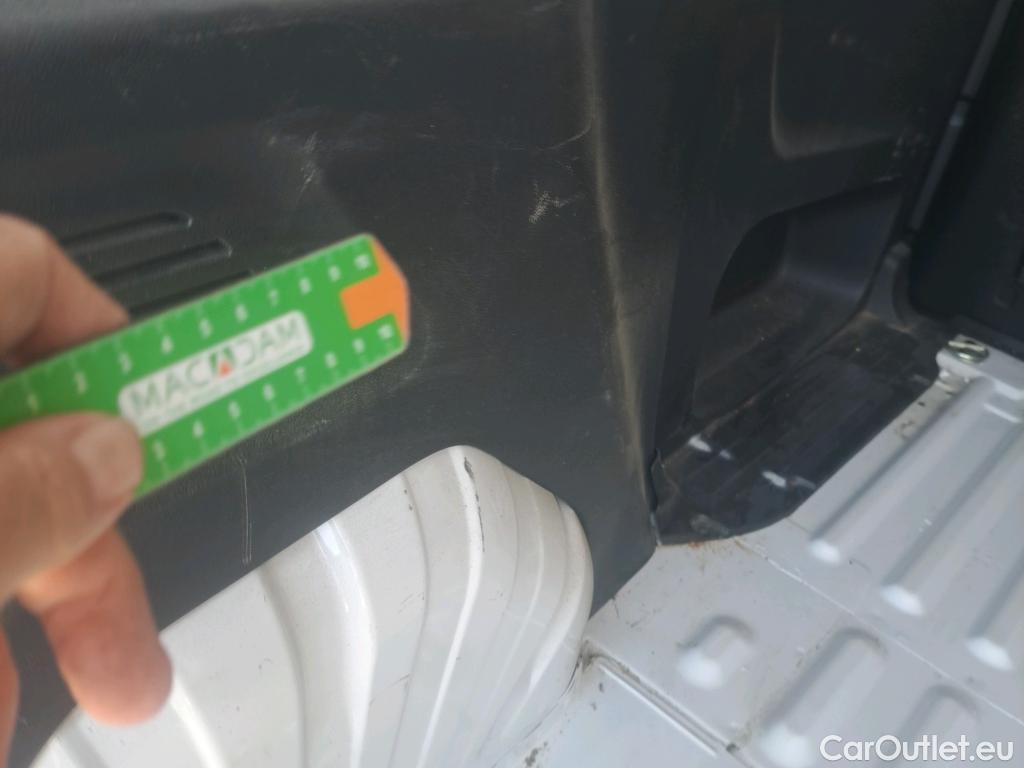  Opel  Combo OPEL  / 2018 / 3P / furgón derivado de turismo 1.5 TD 75kW (100CV) Express L H1 650kg #50