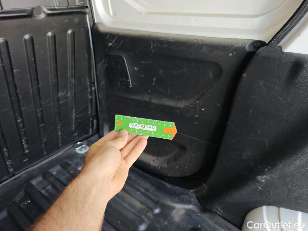  Citroen  Berlingo CITROEN  / 2018 / 3P / furgón derivado de turismo Talla M BlueHDi 100 CONTROL #83