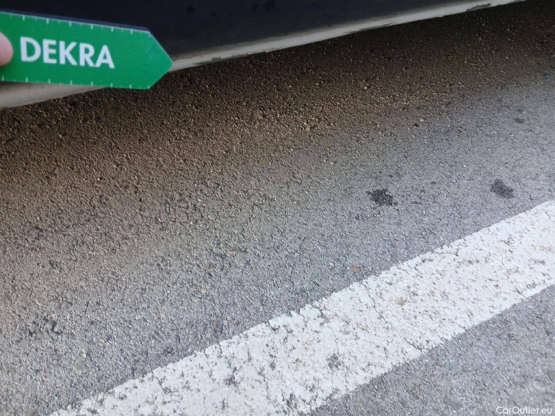  Opel  Vivaro OPEL  / 2019 / 4P / furgón 1.5 Diésel 74kW (100CV) M Std Express #22