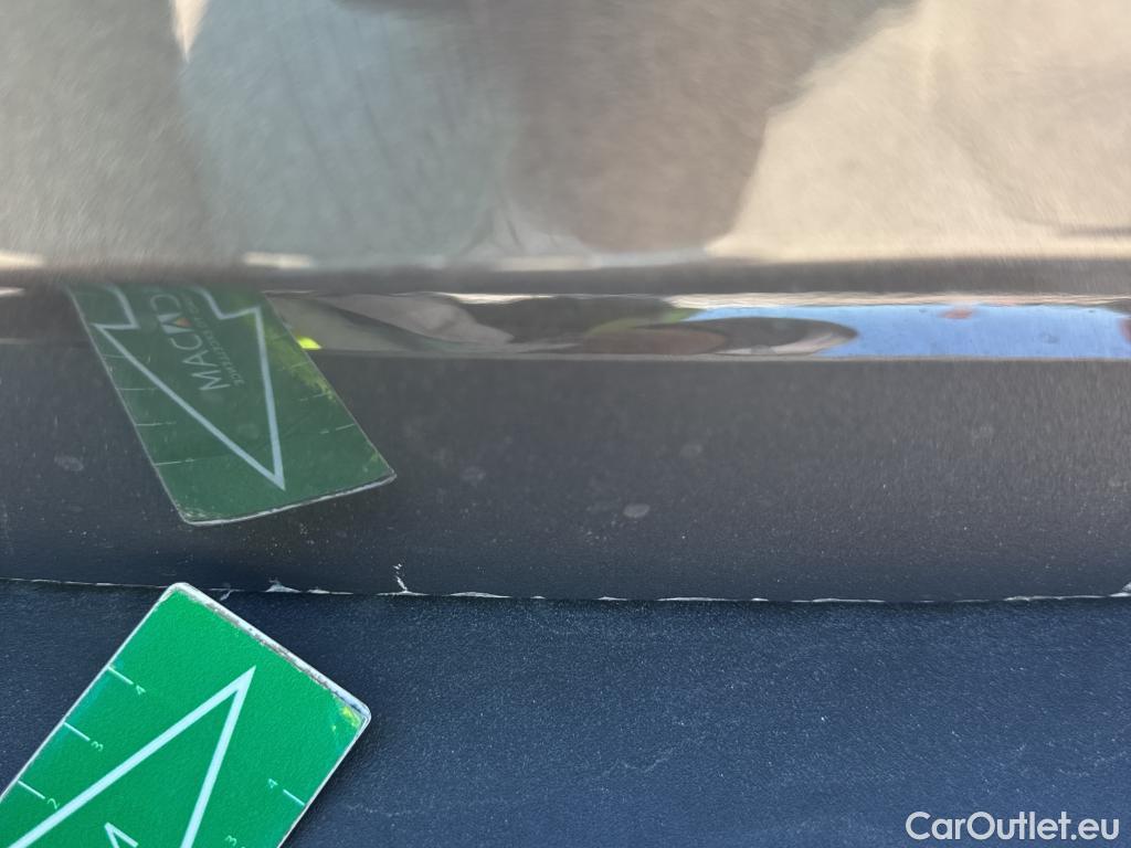  Peugeot  3008 PEUGEOT  Hybrid / 2020 / 5P / todoterreno 225 e-EAT8 Allure (AC2) #2