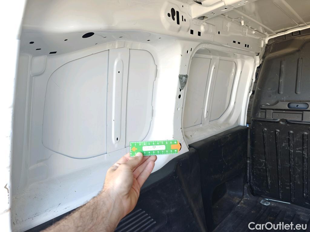  Citroen  Berlingo CITROEN  / 2018 / 3P / furgón derivado de turismo Talla M BlueHDi 100 CONTROL #43