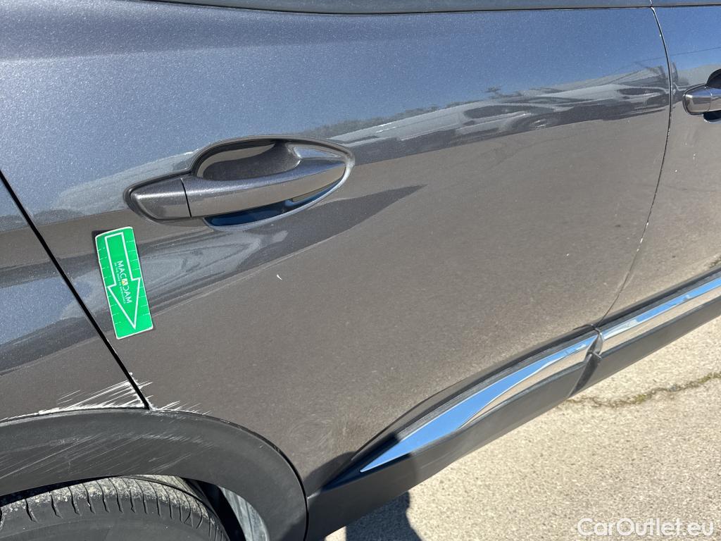  Peugeot  3008 PEUGEOT  Hybrid / 2020 / 5P / todoterreno 225 e-EAT8 Allure (AC2) #14