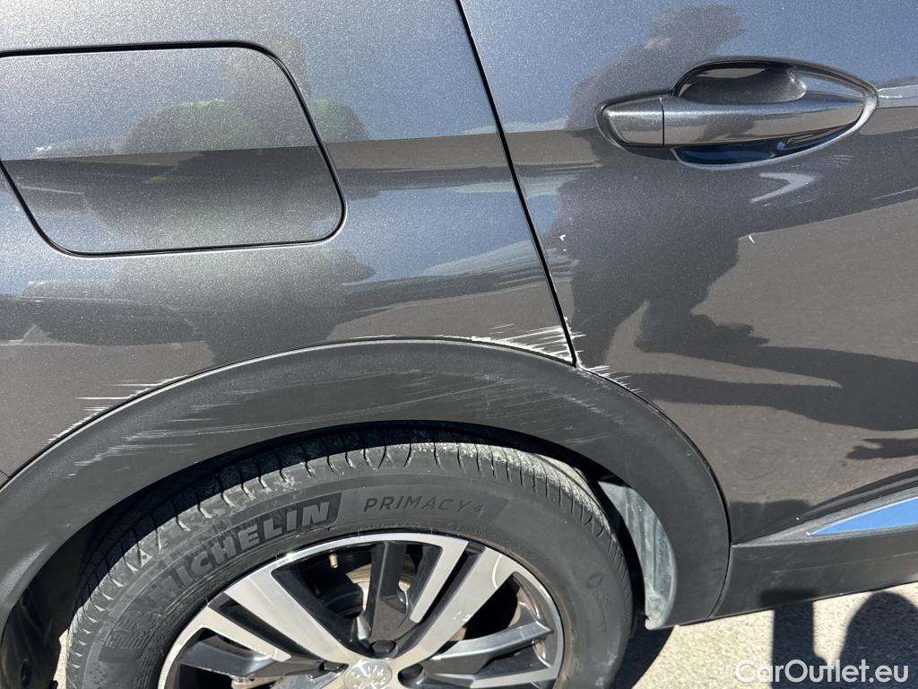  Peugeot  3008 PEUGEOT  Hybrid / 2020 / 5P / todoterreno 225 e-EAT8 Allure (AC2) #25