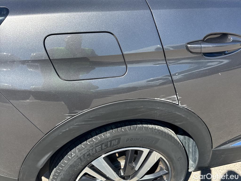  Peugeot  3008 PEUGEOT  Hybrid / 2020 / 5P / todoterreno 225 e-EAT8 Allure (AC2) #7