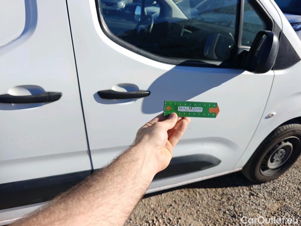  Citroen  Berlingo CITROEN  / 2018 / 3P / furgón derivado de turismo Talla M BlueHDi 100 CONTROL #44