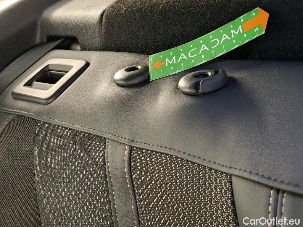  Peugeot  3008  II GT 1.2 PureTech 130CV BVA8 E6d #2