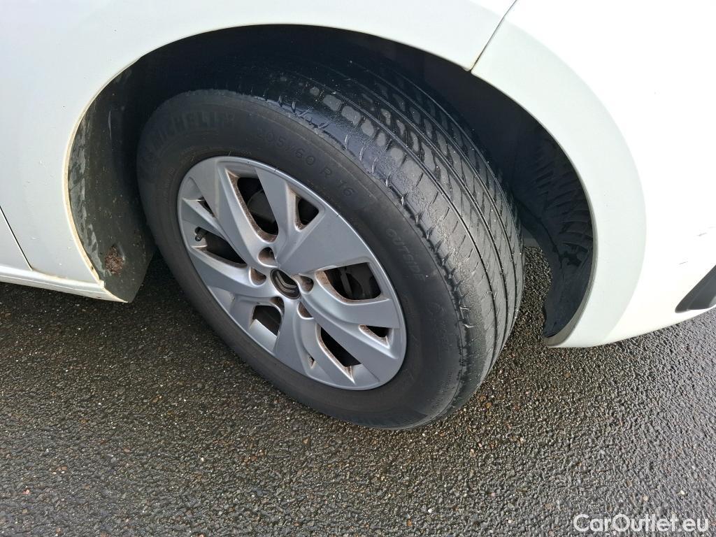  Citroen  C4 Grand Picasso /Spacetourer Business 1.2 PureTech 130CV BVM6 7 Sieges E6d #5