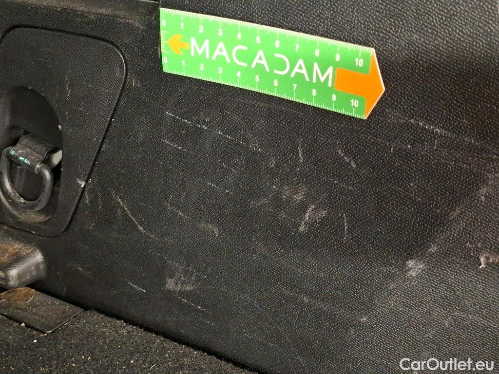  Peugeot  3008  II GT 1.2 PureTech 130CV BVA8 E6d #24