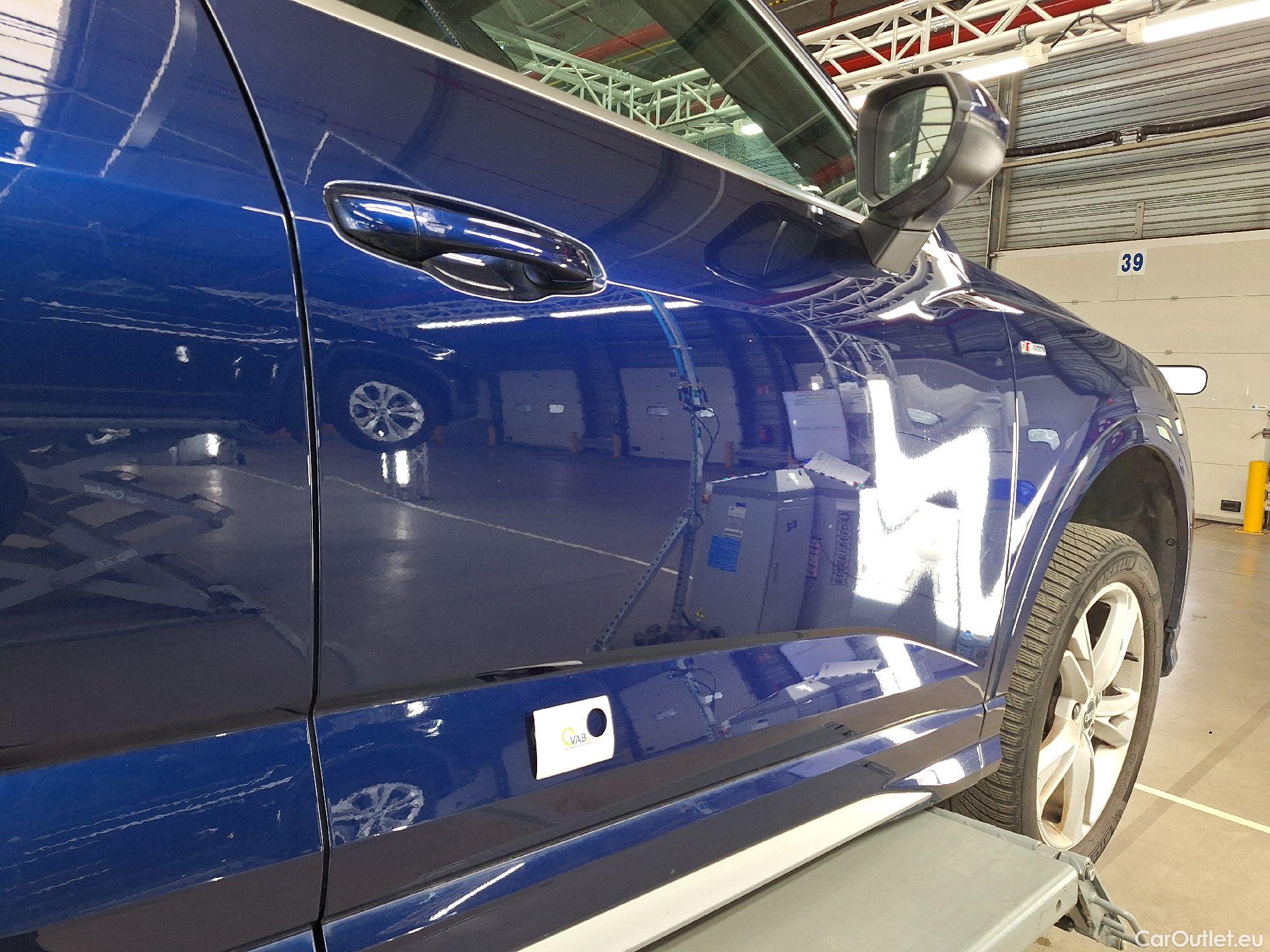  Audi  Q3 Audi,  SB '19 PHEV, Audi  Sportback 45 TFSI e S tronic S Line 5d #24