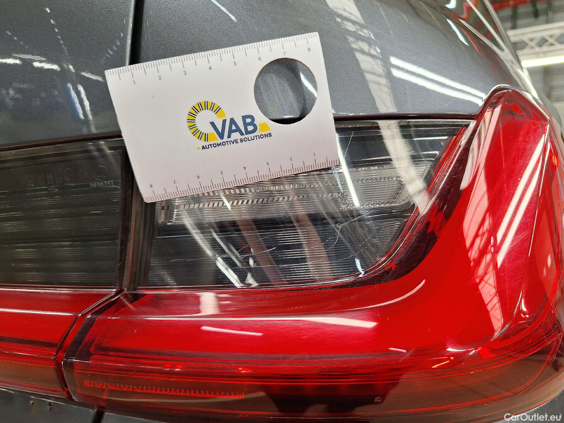  Bmw  Serie 3 BMW, 3-serie Touring '18, BMW 3 Reeks Touring 318dA (100 kW) 5d #17