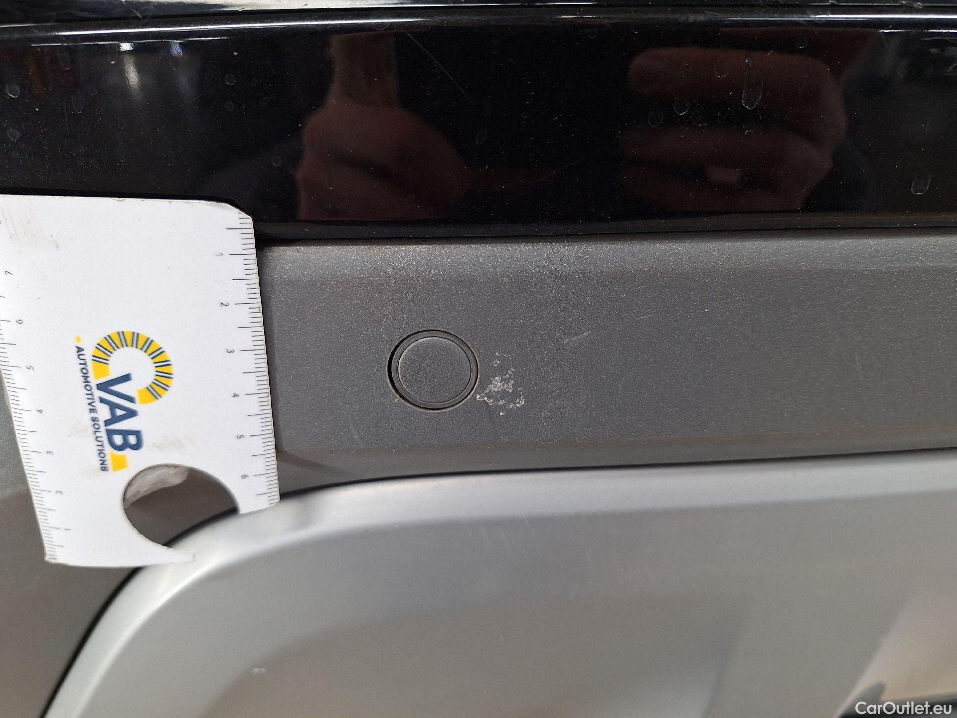  Land Rover  Range Rover Evoque Land Rover, RR.Evoque '18, Land Rover  D150 FWD Man 5d #23