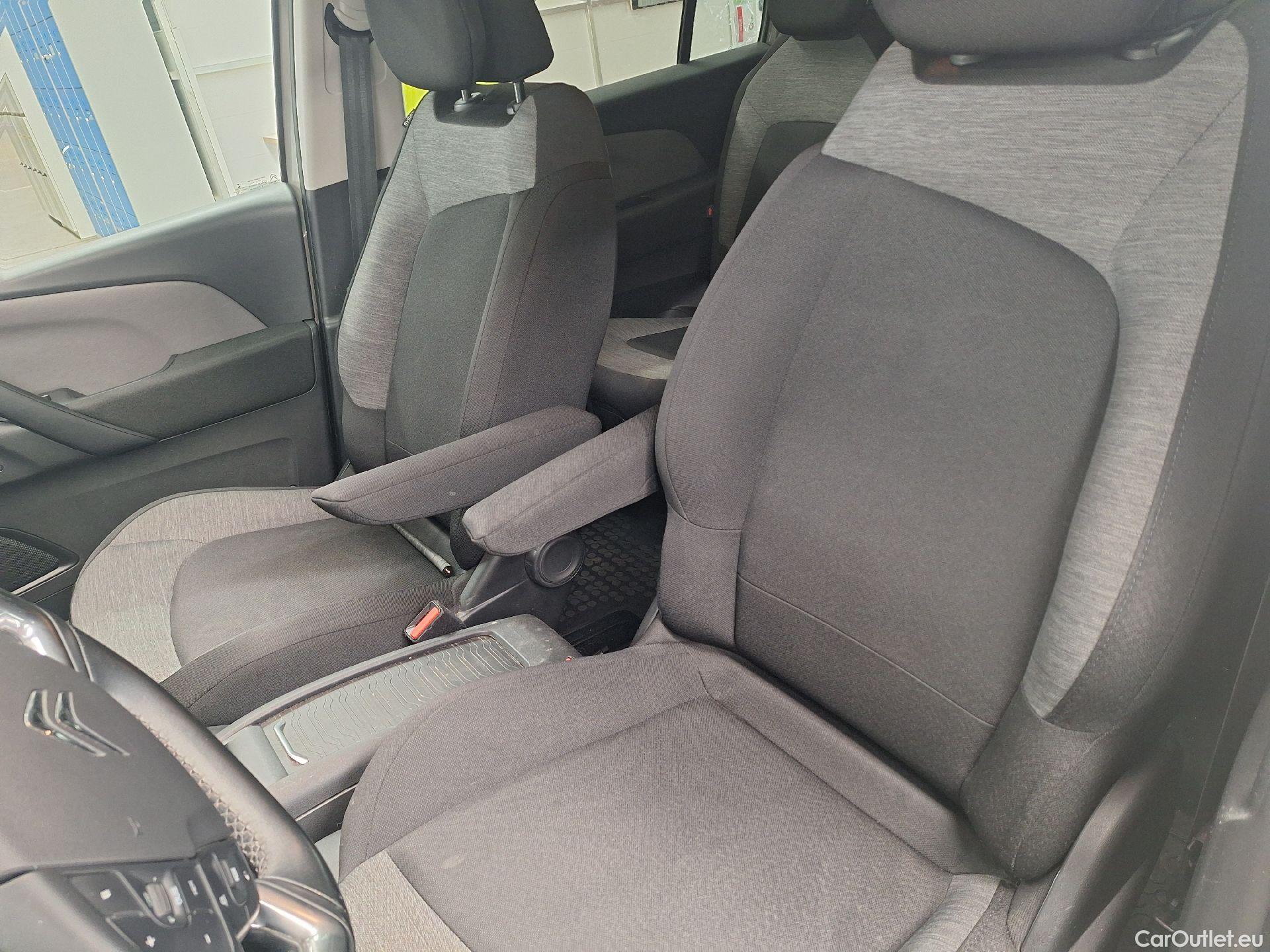  Citroen  C4 Grand Picasso Citroën, Gr.C4 SpaceT. FL'16, Citroën Grand C4 Spacetourer 1.5 BlueHDi 130 S&S E 7pl #64