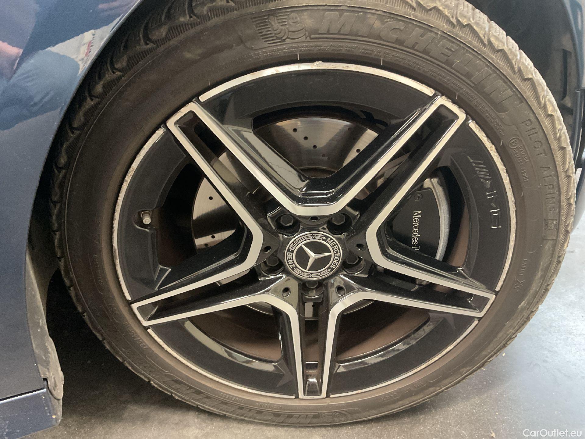  Mercedes  A-Klasse Mercedes, A-Class '18 PHEV, Mercedes-Benz  A 250 e 5d #33