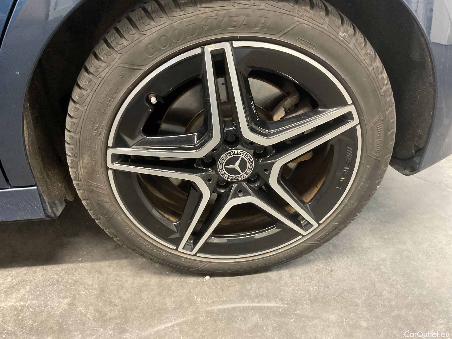  Mercedes  A-Klasse Mercedes, A-Class '18 PHEV, Mercedes-Benz  A 250 e 5d #16