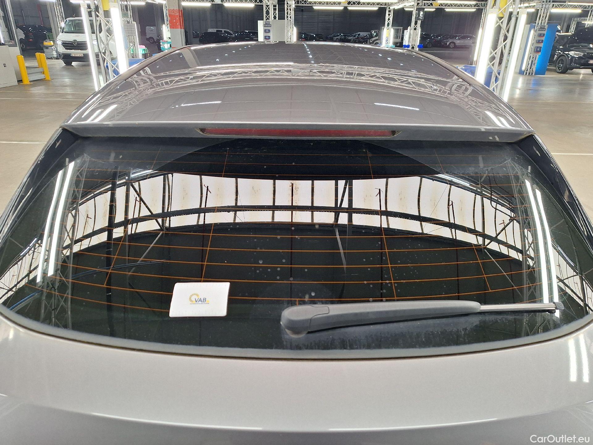  Mercedes  CLA-Klasse Mercedes, CLA-Class SB '19, Mercedes-Benz CLA Shooting Brake CLA 200 d Busines #37