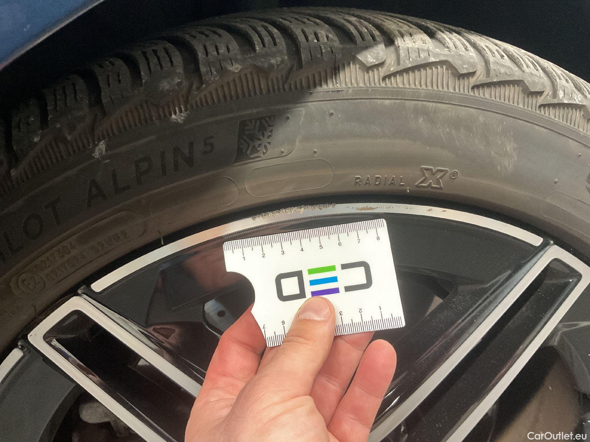  Mercedes  A-Klasse Mercedes, A-Class '18 PHEV, Mercedes-Benz  A 250 e 5d #9