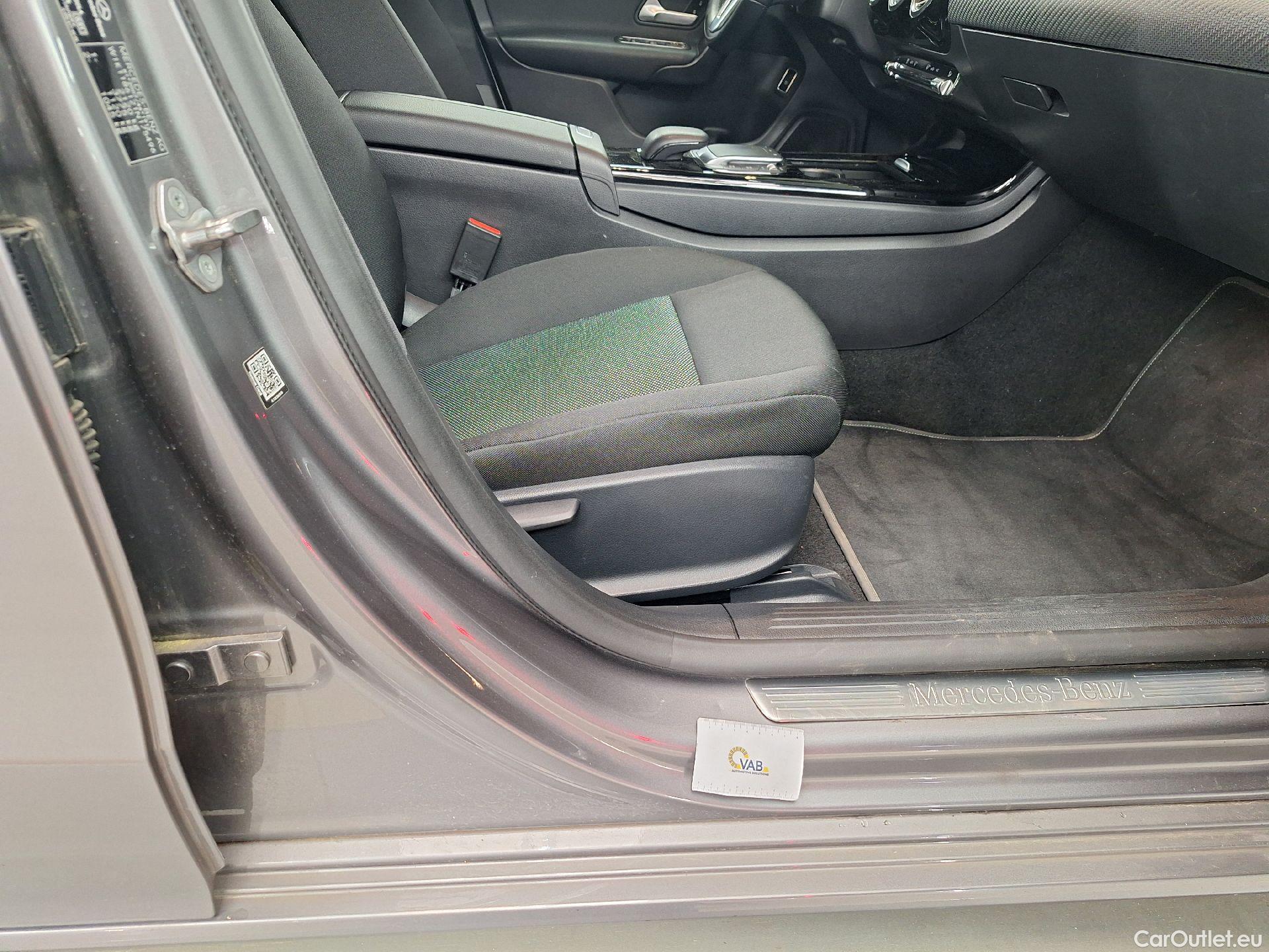  Mercedes  CLA-Klasse Mercedes, CLA-Class SB '19, Mercedes-Benz CLA Shooting Brake CLA 200 d Busines #26