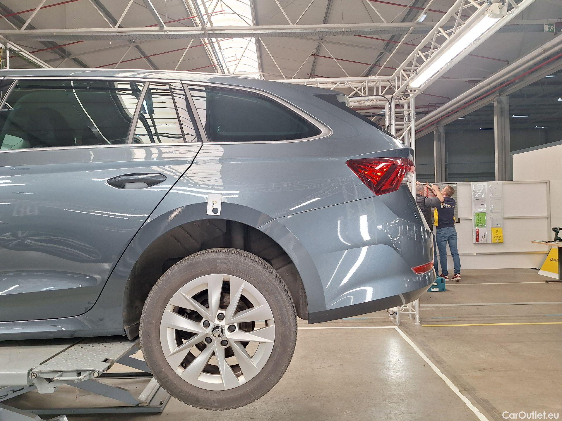  Skoda  Octavia Skoda,  Combi '20, Skoda  Combi 2.0 CRTDI 85kW DSG7 Clever 5d #28