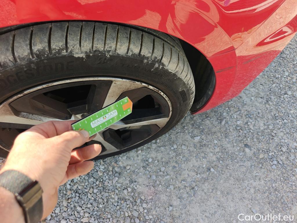  Audi  A1 Sportback AUDI A1 / 2018 / 5P / berlina con portón Sportback Adrenalin 25 TFSI 70kW (95CV)(SP)(SL) #4