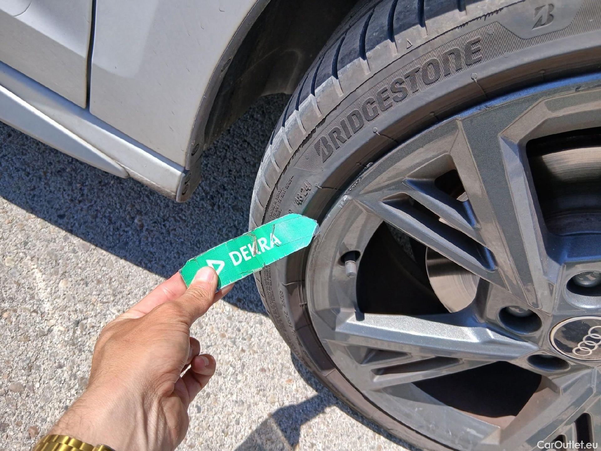  Audi  A3 AUDI  / 2020 / 5P / berlina con portón Sportback S line 35 TFSI 110kW S tronic #25