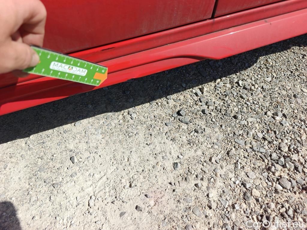  Audi  A1 Sportback AUDI A1 / 2018 / 5P / berlina con portón Sportback Adrenalin 25 TFSI 70kW (95CV)(SP)(SL) #26