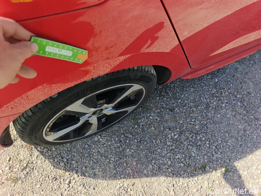  Audi  A1 Sportback AUDI A1 / 2018 / 5P / berlina con portón Sportback Adrenalin 25 TFSI 70kW (95CV)(SP)(SL) #18