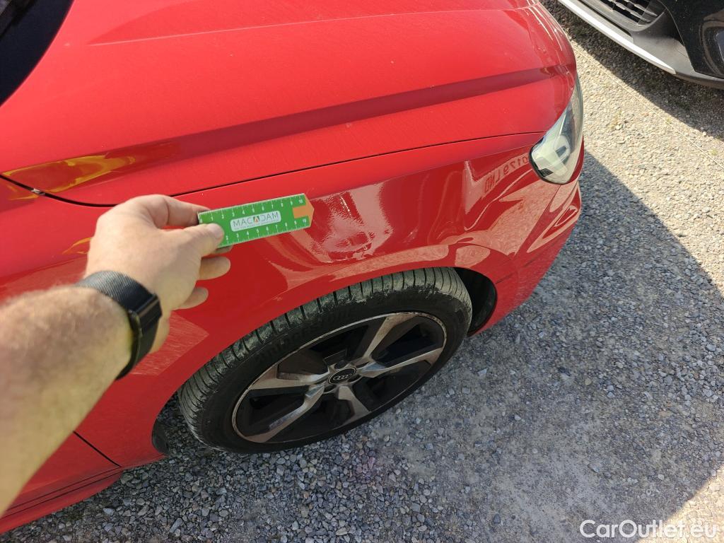  Audi  A1 Sportback AUDI A1 / 2018 / 5P / berlina con portón Sportback Adrenalin 25 TFSI 70kW (95CV)(SP)(SL) #1