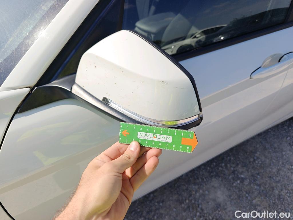  Bmw  Serie 1 BMW  / 2015 / 5P / berlina con portón 116d #58