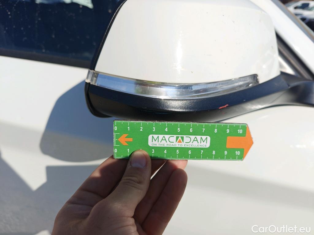  Bmw  Serie 1 BMW  / 2015 / 5P / berlina con portón 116d #64