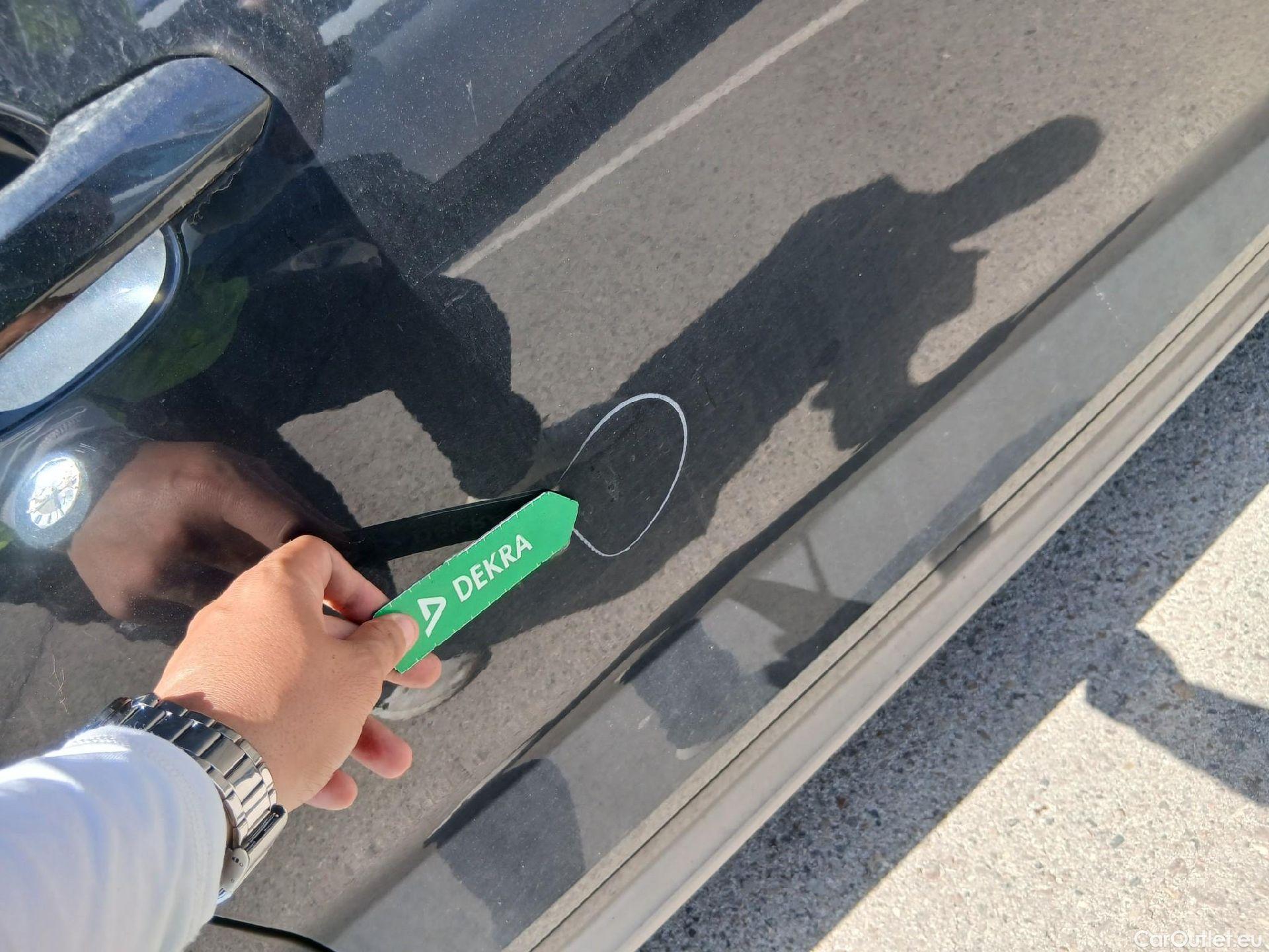  Audi  Q5 AUDI  / 2016 / 5P / todoterreno Design 35 TDI 120kW S tronic (AC) #24