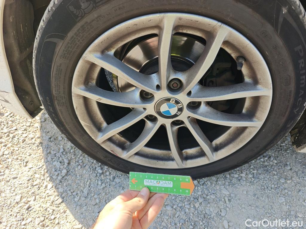  Bmw  Serie 1 BMW  / 2015 / 5P / berlina con portón 116d #31